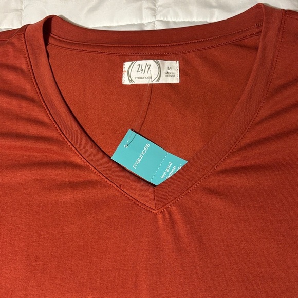 24/7 Rust Orange V-Neck Oversized Top - Picture 2 of 6